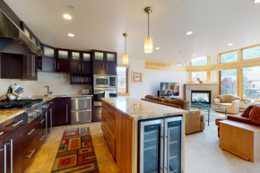 Lion Square Lodge North 380 Vail